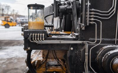 Graisse NLGI 00, 0 et #1 : le guide de la graisse pompable et de la lubrification centralisée (et de la graisse semi-fluide par grand froid au Québec)